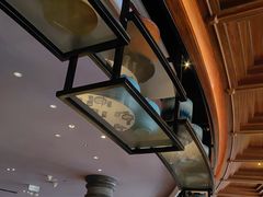 -八府香鸭·啫啫煲(华山路店)