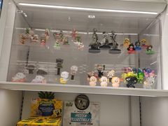 -泡泡玛特POPMART(杭州乐堤港店)