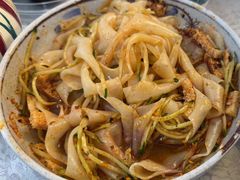 -汗腾格里·风味餐厅(新疆驻京办店)