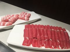 -海底捞火锅鲜切牛肉主题店(长寿路店)