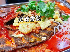 -在巷子里的烤肉店·螺蛳粉烤鱼·牛蛙(和美城店)