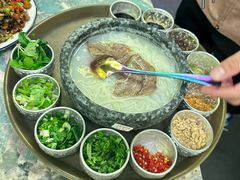 -浩海火燒雲傣家菜(芮欧百货店)