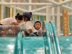 -奈尔宝·儿童乐园·亲子餐厅(鄞州万达店)