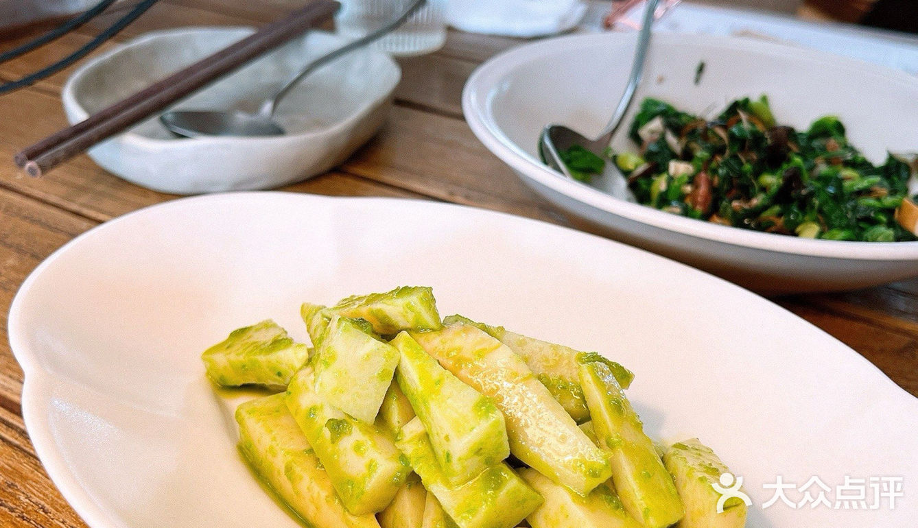 马上七夕了还有没带对象来愚园路的吗？！