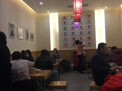 -秦香陕西食府(华贸天地店)