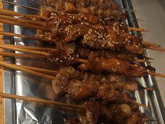 -烤满分·东北烧烤(首经贸店)