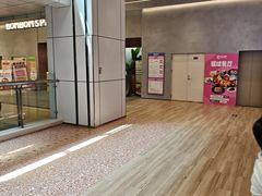-斯普瑞斯奥特莱斯