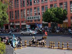 -兰陵农贸市场(新世界花苑店)