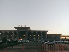 -伊宁站