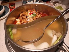 牛杂鸳鸯锅-左庭右院鲜牛肉火锅(环球港店)