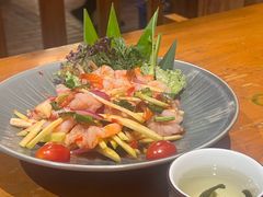 -老滇山寨•云南特色菜•地方菜•民族风情歌舞表演(金碧店)