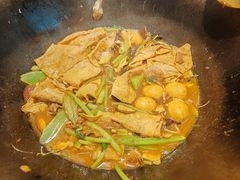 -地锅公社·现炒地锅鸡·地锅鱼·夜宵(罗锦路店)