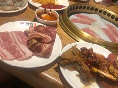 -韩京炭火烤肉自助料理(柯桥万达店)