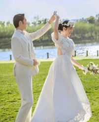 -挪娅婚纱摄影皇家会所