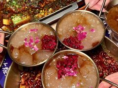 -何师烧烤Pro ·江湖川菜·小龙虾·精酿啤酒(太古里旗舰店)