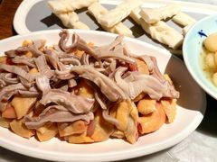 -尚尚仙·酸汤猪手·猪肚鸡火锅(华联万柳购物中心店)