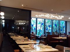 -港丽餐厅(高德置地店)