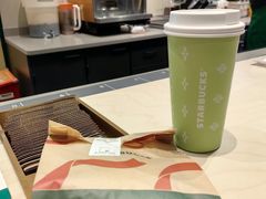 -星巴克(G15苏通大桥服务区西区)