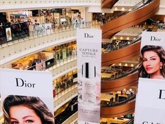 -新世界大丸百货