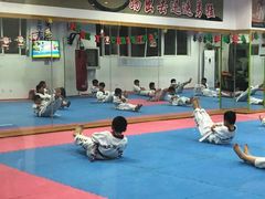 -健成运动中心·体适能跆拳道少儿格斗体考跳绳