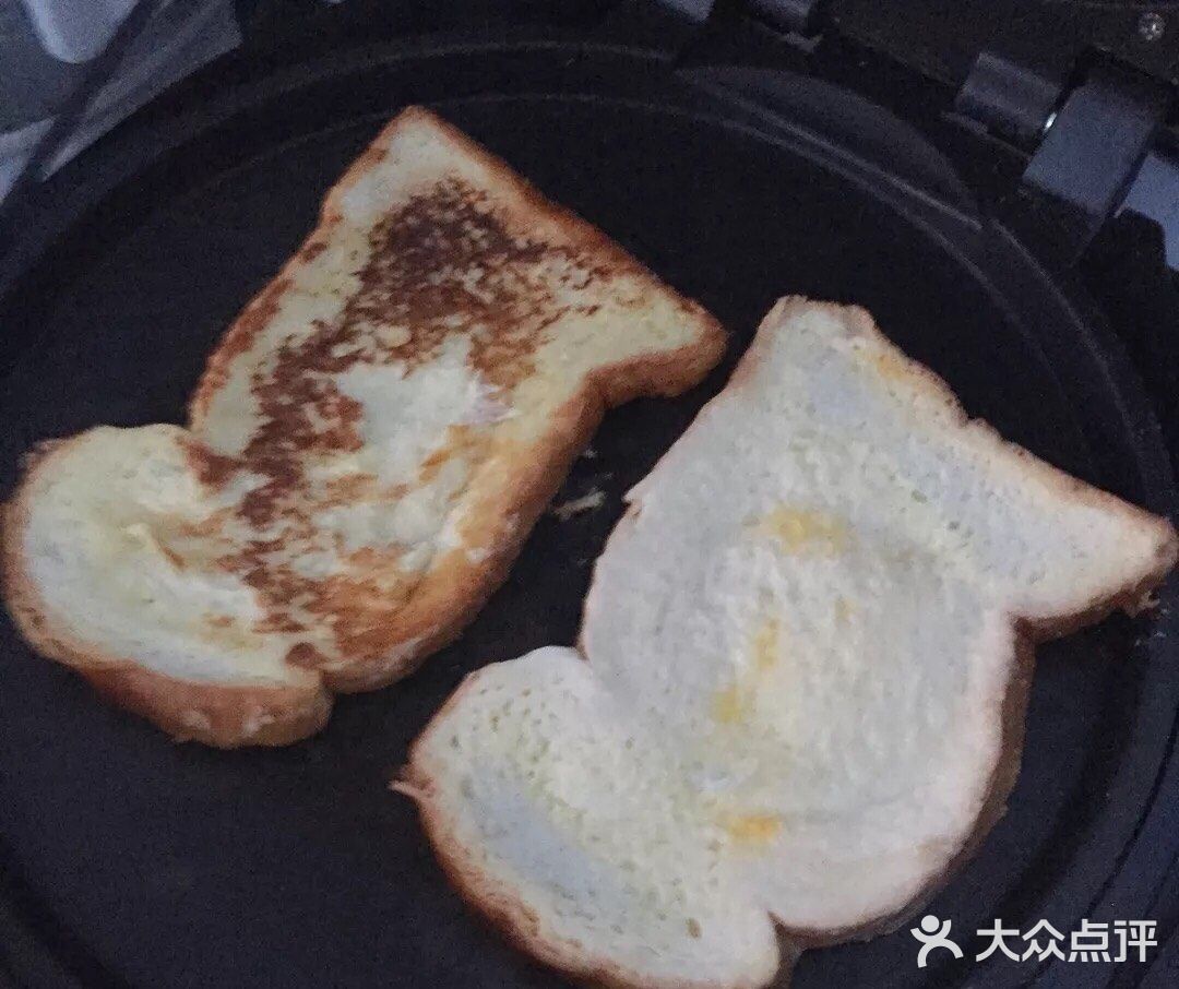 一起来做8小时浸润吐司，奶香浓郁，软绵绵的早餐