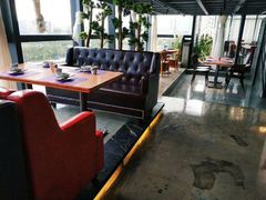 卡座-遇花缘·点心·中西融合菜(美吉特广场店)