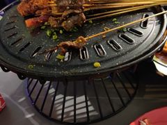 -何师烧烤Pro ·江湖川菜·小龙虾·精酿(太古里旗舰店)