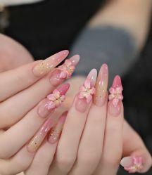 -U3美甲美睫沙龙