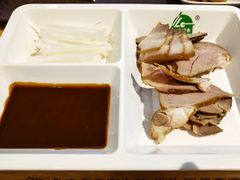 -李连贵熏肉大饼(金隅嘉品Mall店)