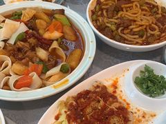 -汗腾格里·风味餐厅(新疆驻京办店)
