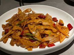 -罗勒家·养生火锅· Bistro(大望路店)