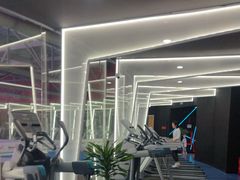 -美格菲健身中心(新都会店)