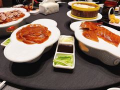 -艳阳天民俗村(公园路店)
