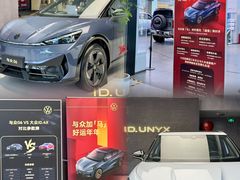 -王府井百货熙地港店