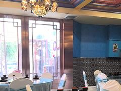 -乡村馕坑肉·烧烤·新疆菜·本地人更爱吃(阿勒泰首店)