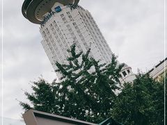 -星巴克(西藏路店)