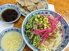 老北京炸灌肠-门框胡同百年卤煮(前门店)