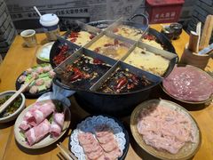 -白乐天毛肚火锅馆(南滨路店)