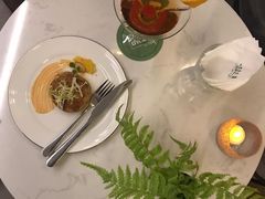 -Oasis Bar & Grill
