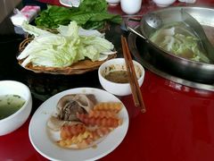 -老石黑山羊毛驴肉火锅(金凯广场店)