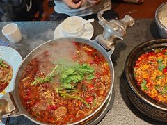 -万重锦·人文川菜馆(骡马市店)