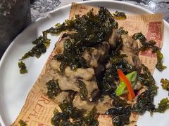 -头上红煨盐鸡·非遗院子餐厅
