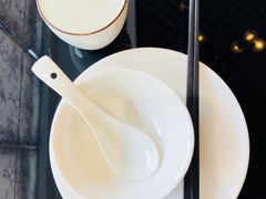 餐具摆设-玉兰苑一等茶餐厅