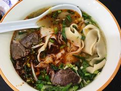 隔壁的兰州拉面-拉面莊夢語＆中华料理八椿