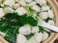 鲜嫩黄花鱼丸汤-将相和·海鲜蒸饺大连菜