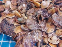 -领鲜活海鲜榴莲自助火锅(东门店)