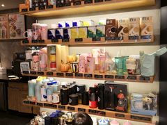零售区-星巴克(丁香国际商业中心店)