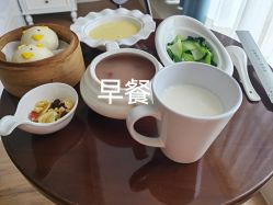 -盈月阁母婴护理中心·月子中心·月嫂育儿嫂
