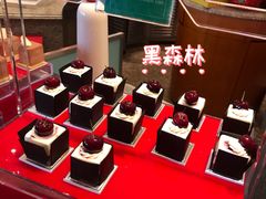 -咖啡苑自助餐厅·中国大饭店