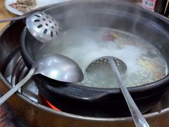 -濠轩阁特色生蚝火锅(水湾路店)